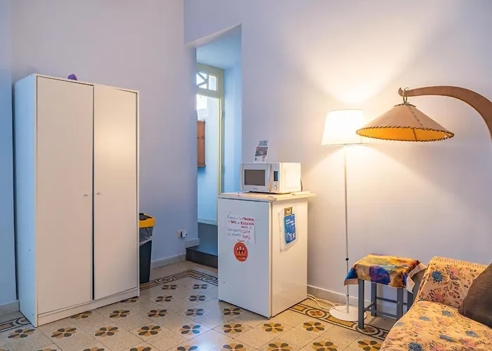 Lion Renting Metro Piramide Гостевой дом 3*